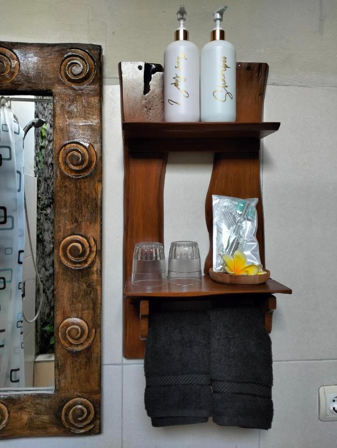 Made Oka Homestay And Warung มุนดุก ภายนอก รูปภาพ