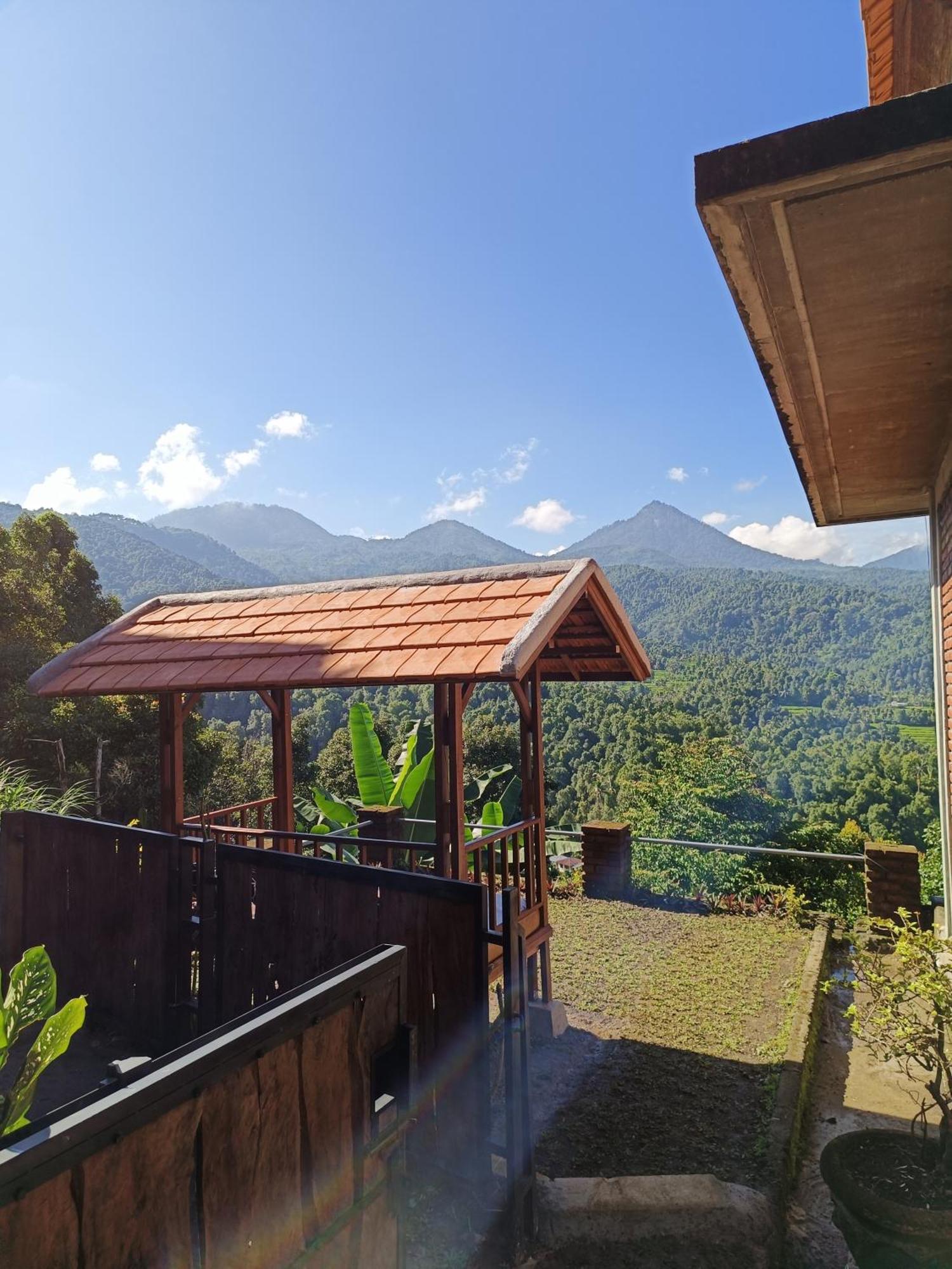 Made Oka Homestay And Warung มุนดุก ภายนอก รูปภาพ