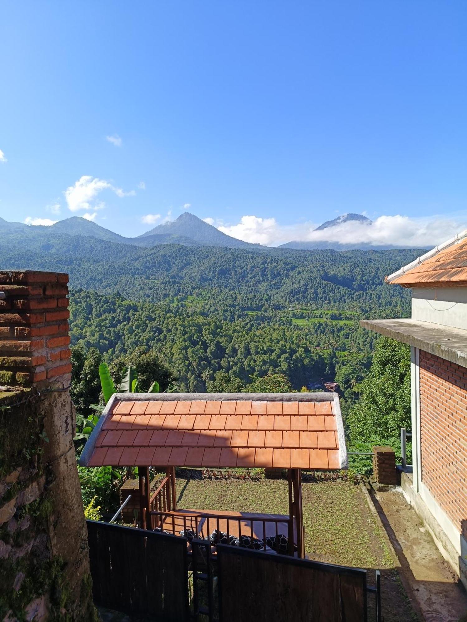 Made Oka Homestay And Warung มุนดุก ภายนอก รูปภาพ
