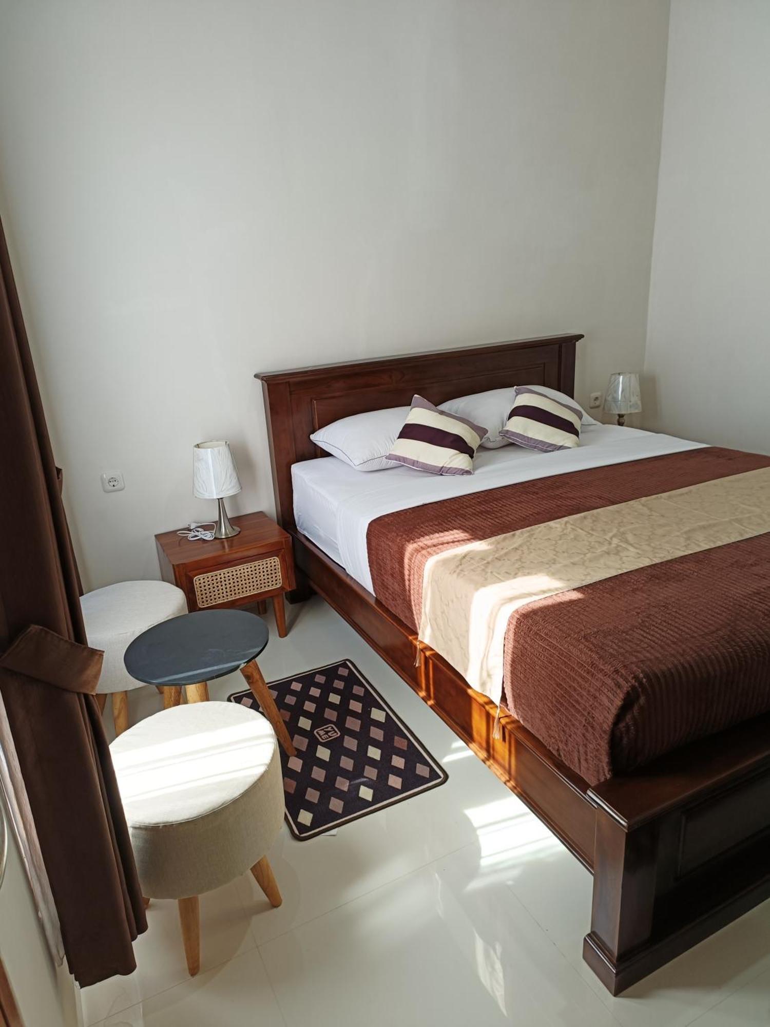 Made Oka Homestay And Warung มุนดุก ภายนอก รูปภาพ