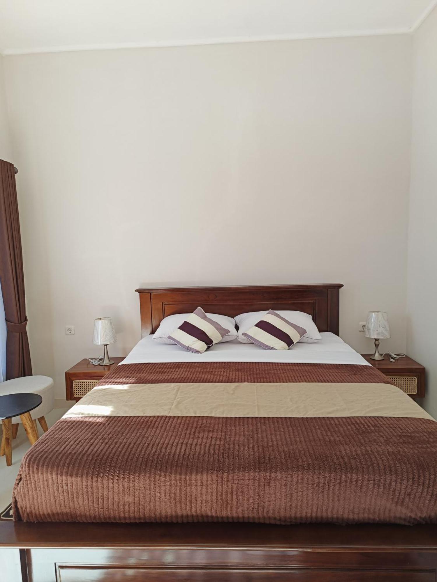 Made Oka Homestay And Warung มุนดุก ภายนอก รูปภาพ